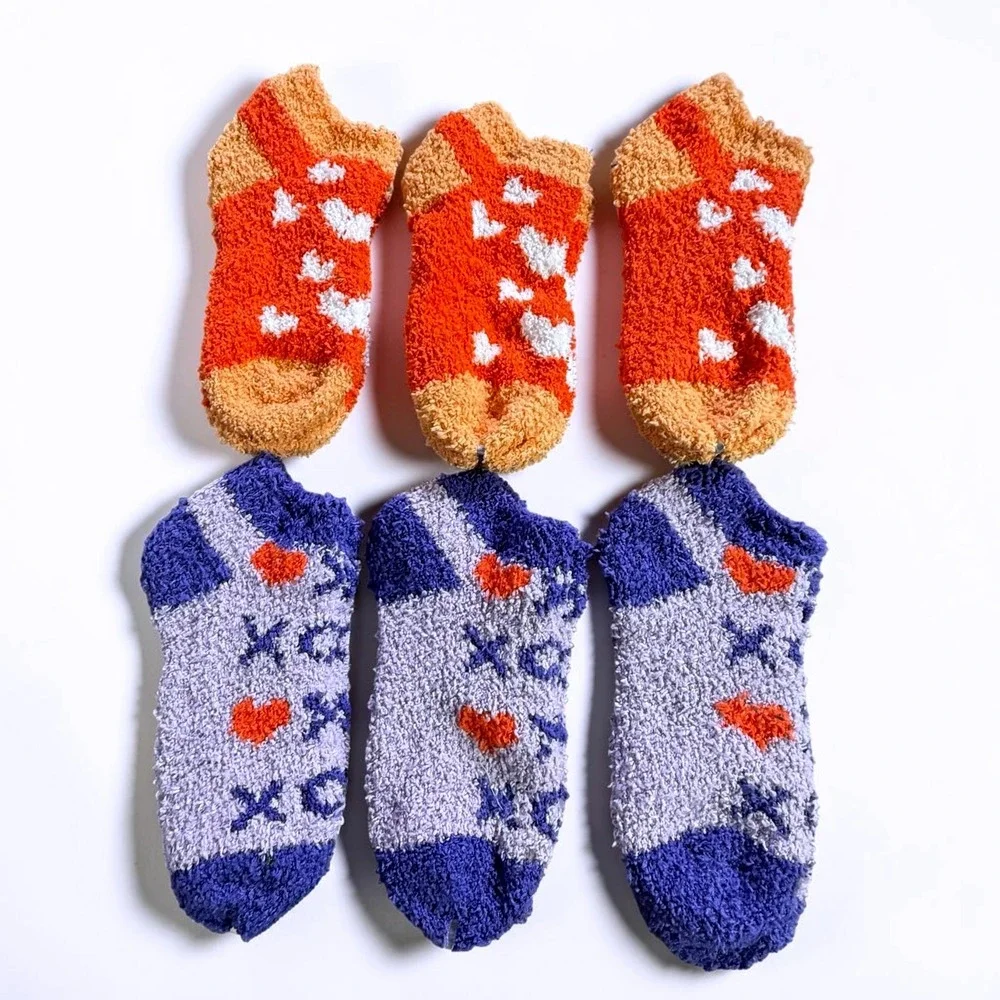 Kids Cozy Fuzzy Socks 6 Pair Bundle Hearts XO Purple Orange Red Size 7-8.5 NEW